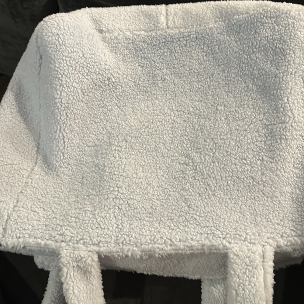 Pink - Picture 3 of 3